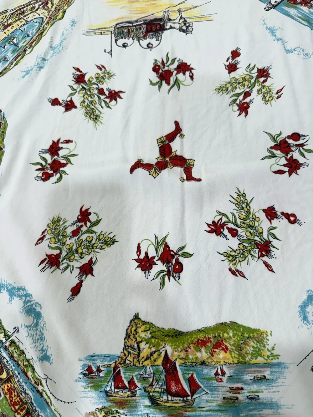 Vintage Isle of Man Souvenir Scarf 27” Bradda Head Douglas Travel Print